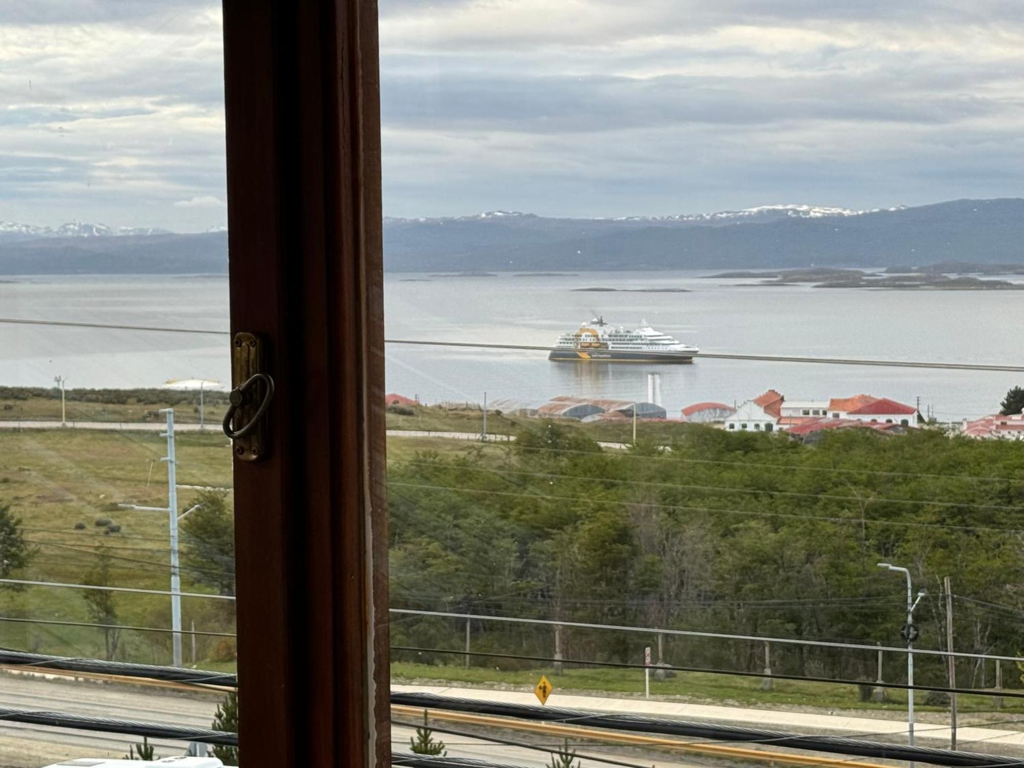Mirando Al Canal Ushuaia Exteriér fotografie